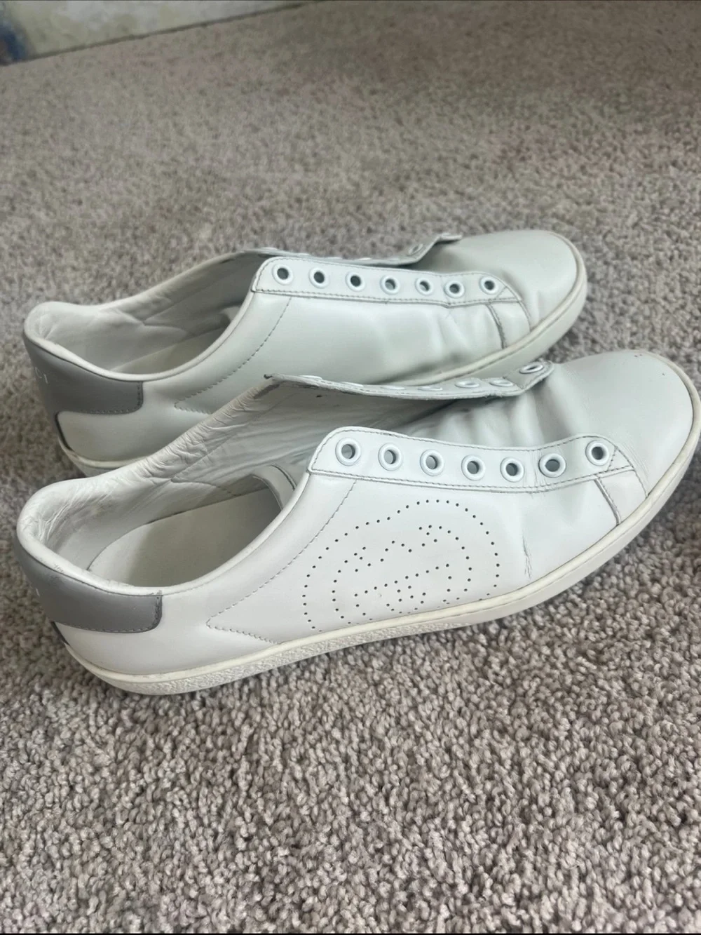 Authenticated GUCCI Sneakers men’s size 38.5